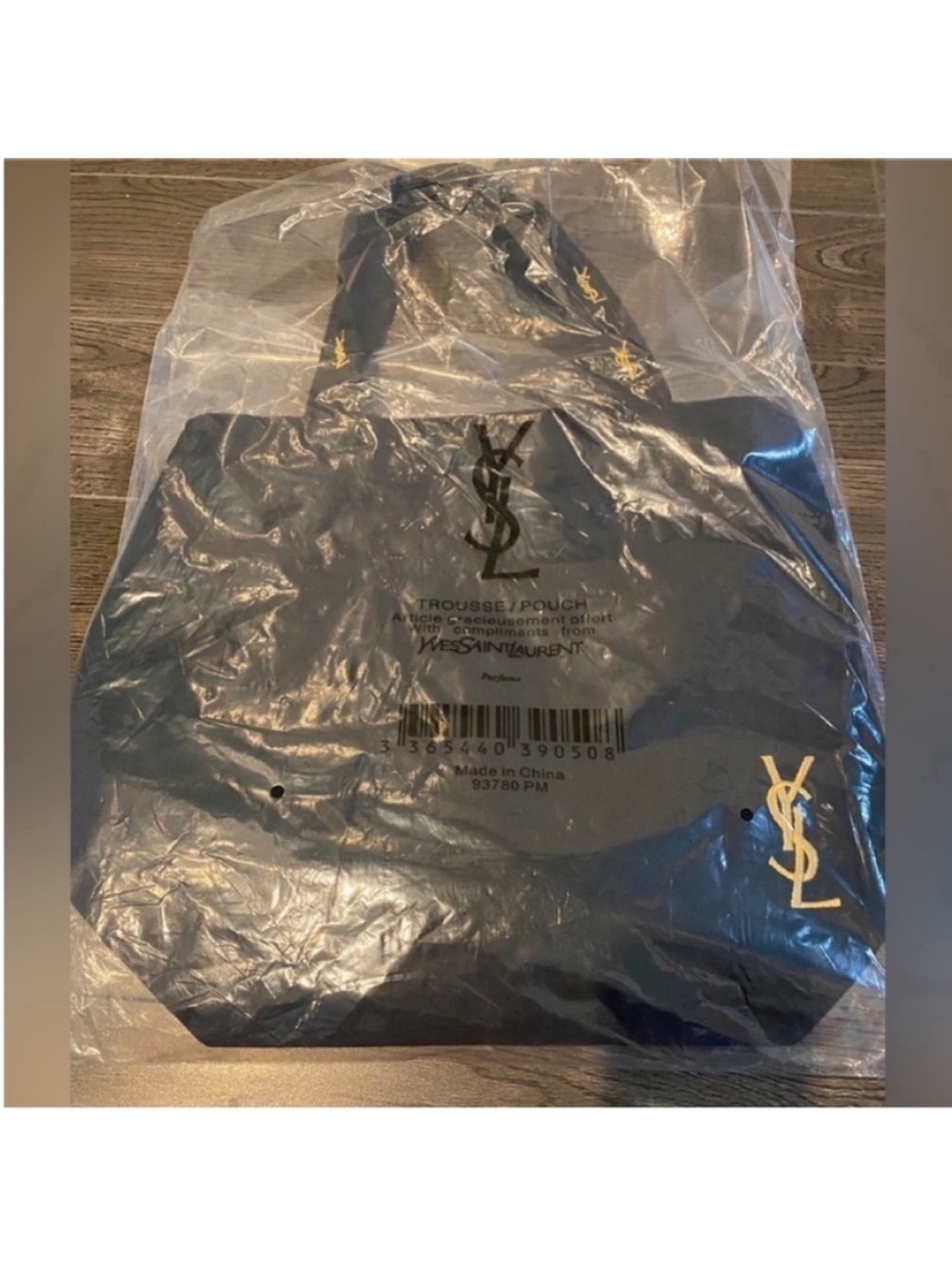 Yves Saint Laurent Beauty Tote Bag - Picture 4 of 11